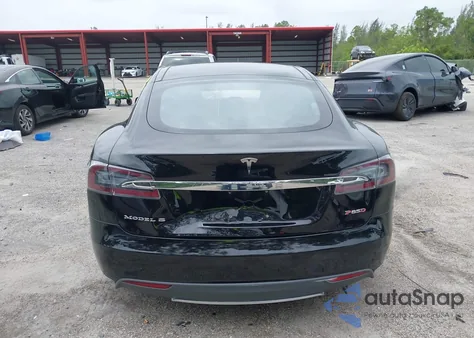 2015 Tesla Model S 85D/P85D из США, поврежденный, VIN 5YJSA1E43FF119971